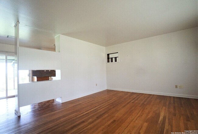 Photo - 4626 Newcome Dr