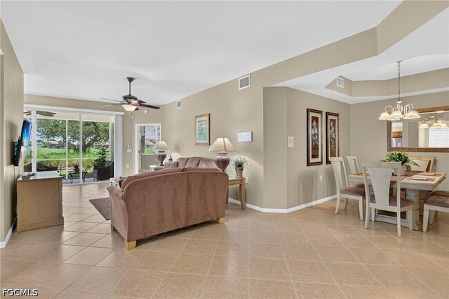 3131 Meandering Way Unidad 101