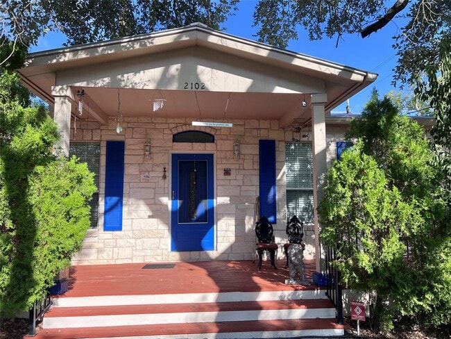 2102 White Dove Pass