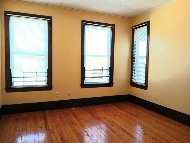 Photo - 44 B Park St Unit 3