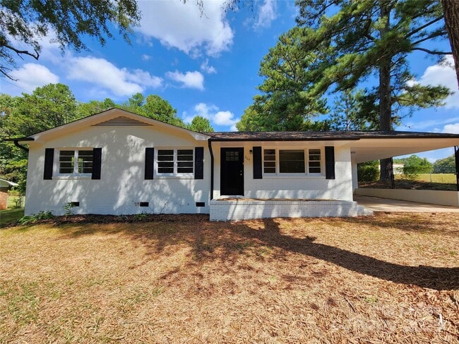 Building Photo - 204 Long Creek Rd Rental