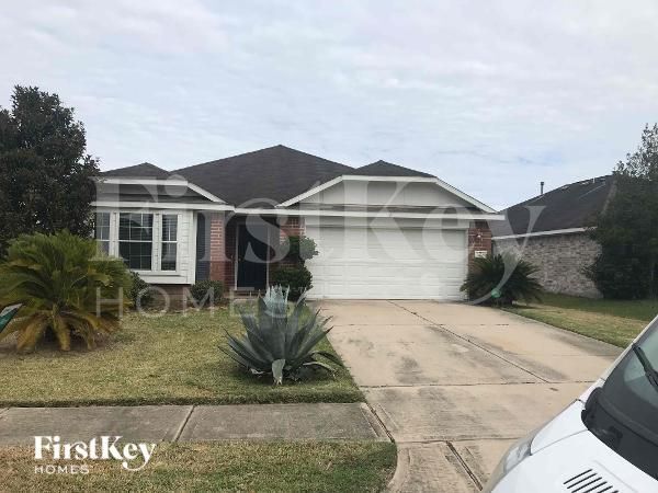 Photo - 2410 Hawthorne Brook Ln