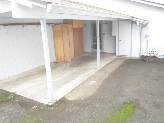Photo - 18-2 Unit B