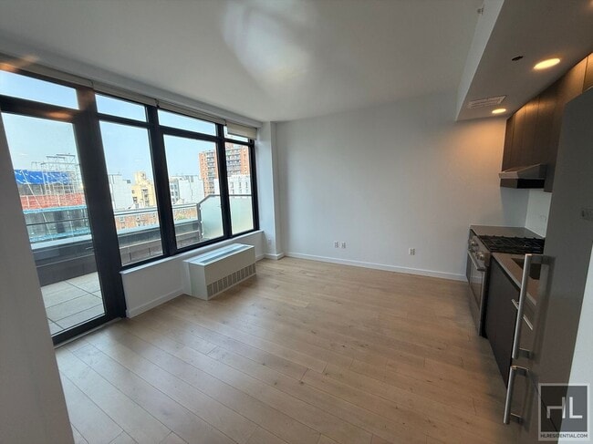 Photo - NORTHERN BOULEVARD Unit PHJ