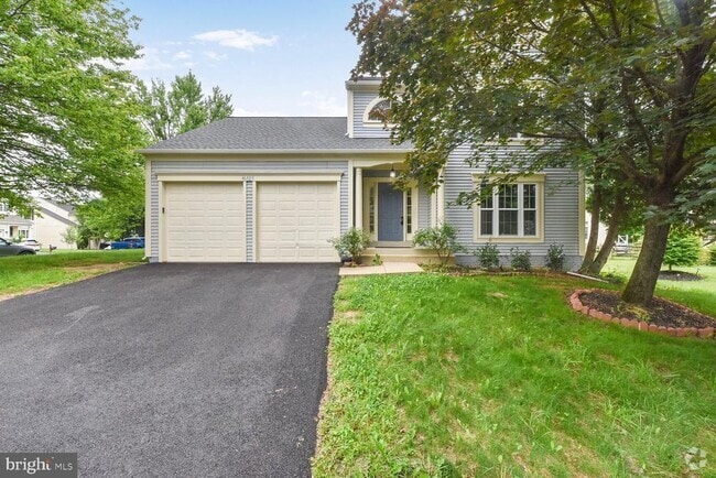 Building Photo - 46525 Hollymead Pl Rental