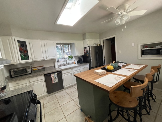 Photo - 3509 Britt St NE