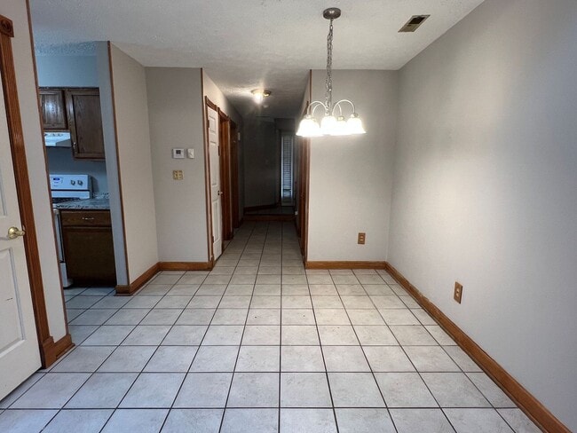 Photo - MARINERS POINTE CONDOS     -   HOA