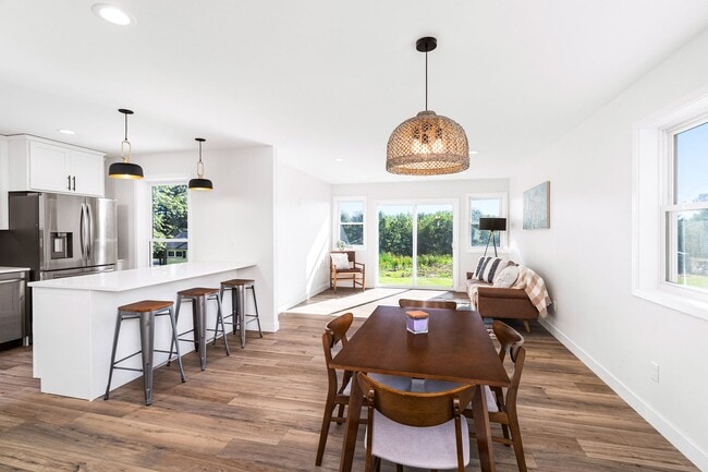 Photo - AVAILABLE November! -  3 Bed 3 Bath brand ...