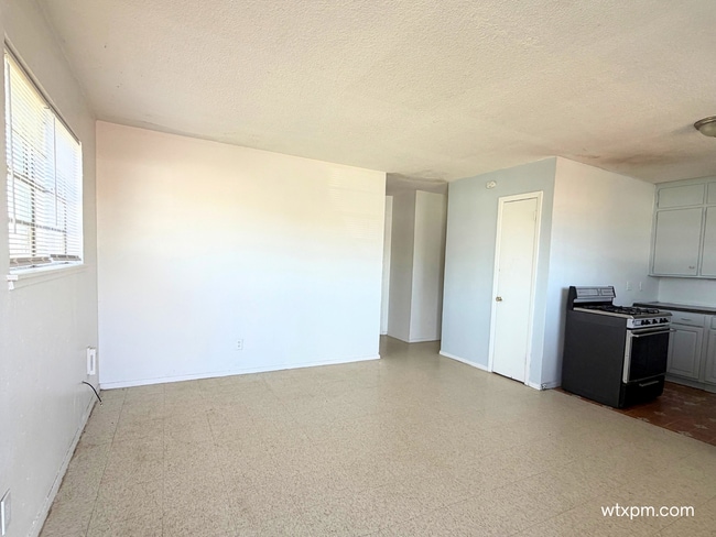 6514 NE 12th Ave Unit 6514 NE 12th Ave Unit B