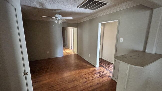 Photo - 1902 N 15th St