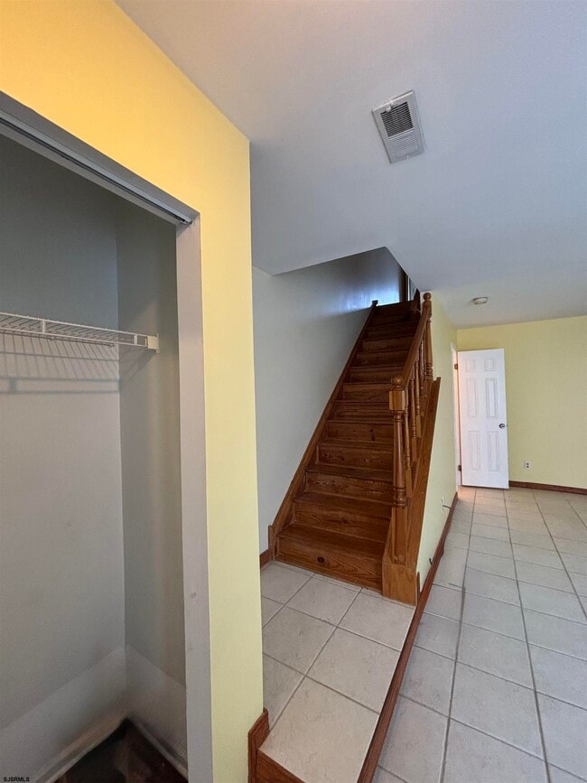 Photo - 5120 Radnor Ct