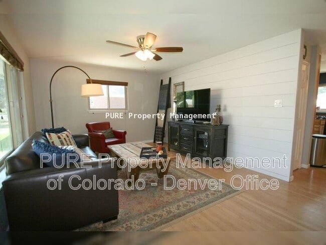 Photo - 2255 S Clermont St