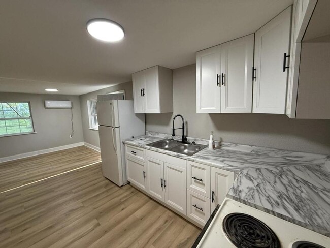 Photo - 507 1/2 Gray, Joplin MO