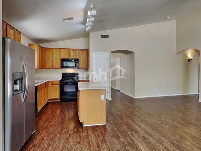 Photo - 17367 W Elizabeth Ave