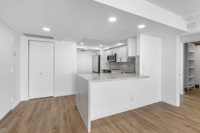 Photo - 2400 Presidential Way Condo Unit 9010