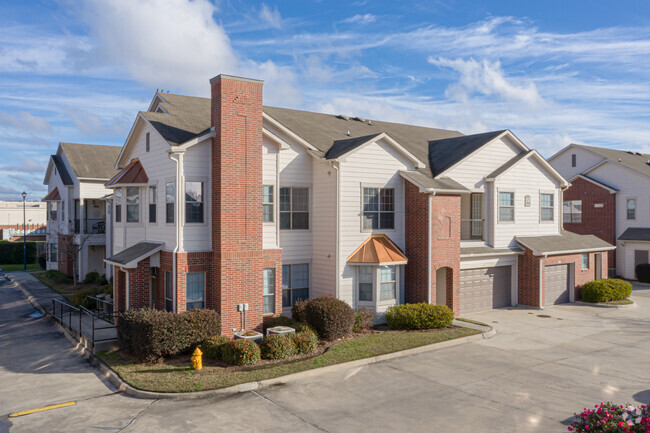 Building Photo - Zachary Parkside Apartment Homes