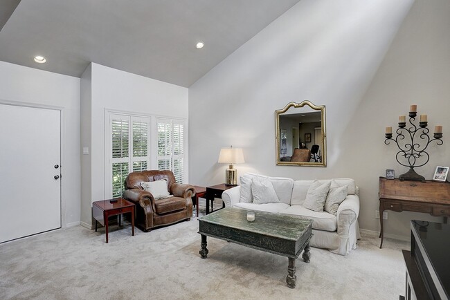 Photo - 1611 Potomac Dr