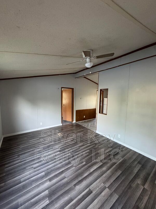 Photo - 901 Eastanallee Ave Unit A