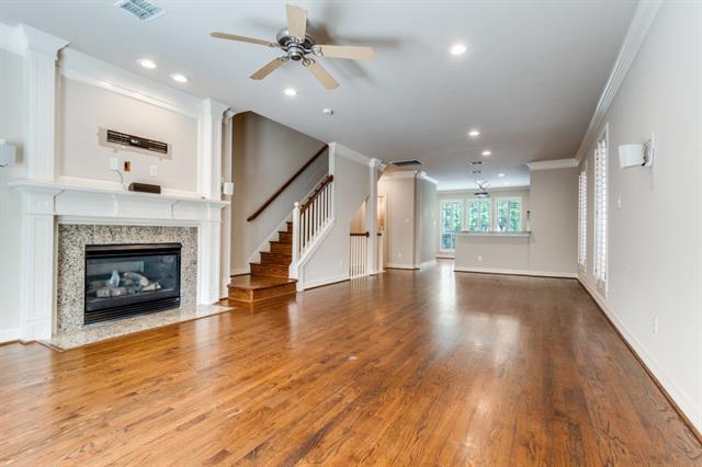 Photo - 3431 Howell St