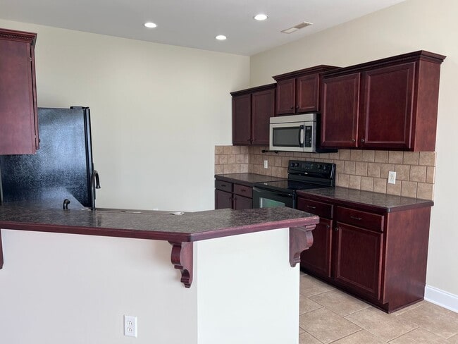 Photo - 4 Bdrm, 2 Bath, 2 Car Garage