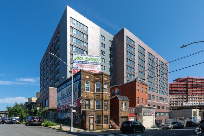 1880 Boston Road Apartments - 1880 Boston Road Apartments