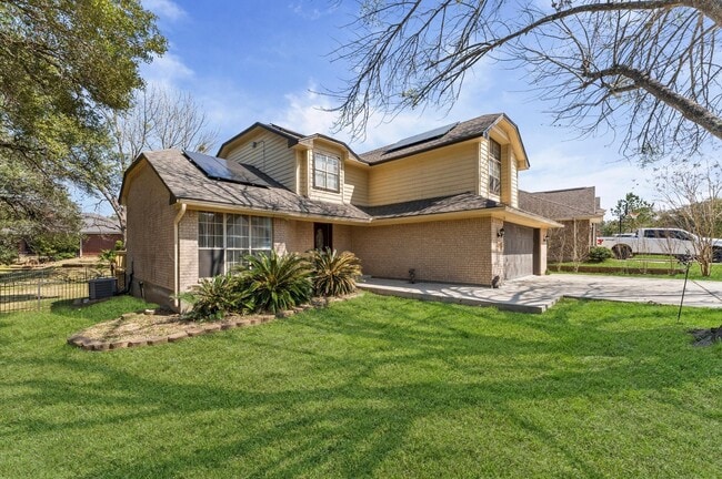 Photo - 228 April Waters Dr W