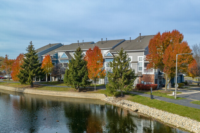 Building Photo - Grand Reserve of Naperville Rental