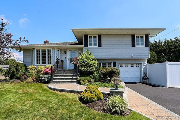 Building Photo - 12 Barnum Ave