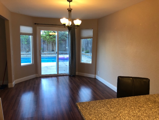 Photo - 4648 Winter Oak Way