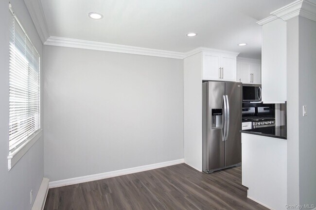 Photo - 405 Brentwood Rd Unidad 405-02