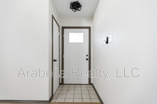 Photo - 6931 Quail Branch