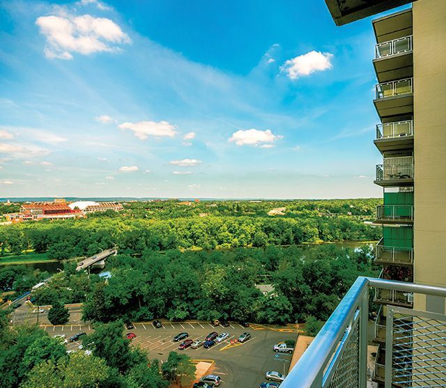 Colony House Apartments