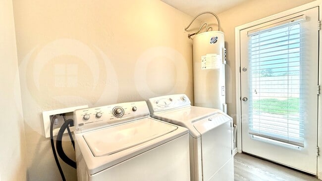 Photo - 1860 S Wooten St