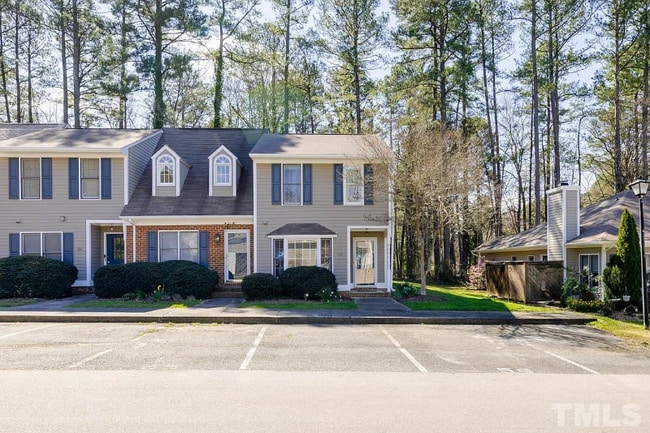 Photo - 56 Forest Oaks Dr