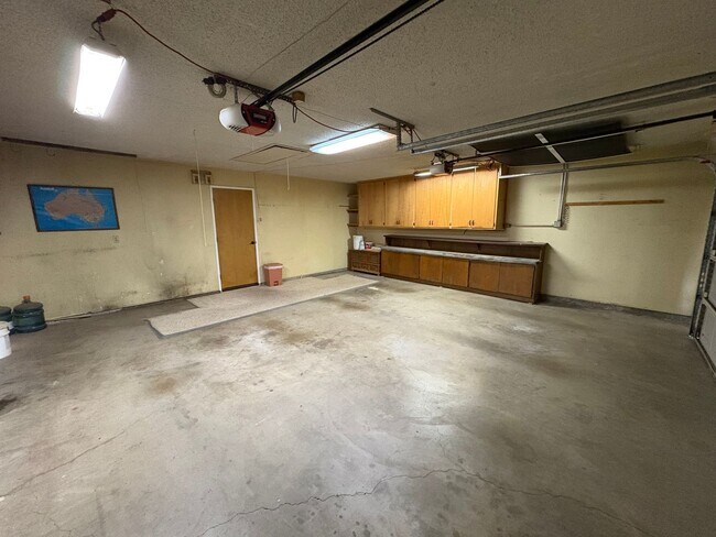 Photo - Spacious Home Near Country Club Rent Ready!