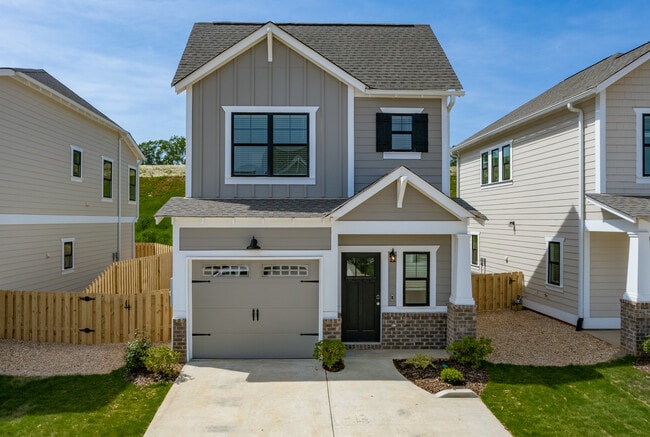 Photo - 152 Huntley Dr House