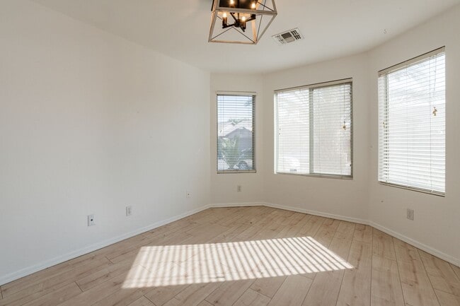 Photo - Beautiful 2 bedroom & 2 bath home in Desert Foothills Villas