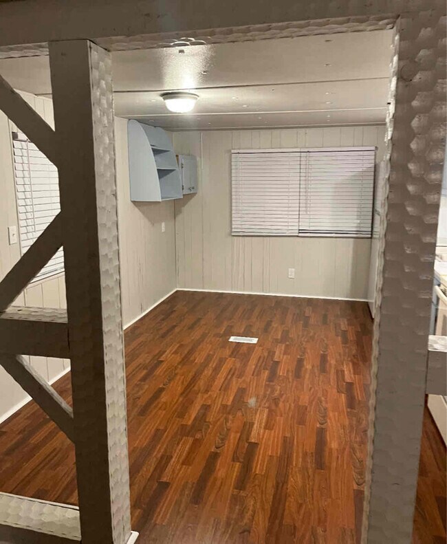 Photo - 1820 Ichetucknee Rd SE