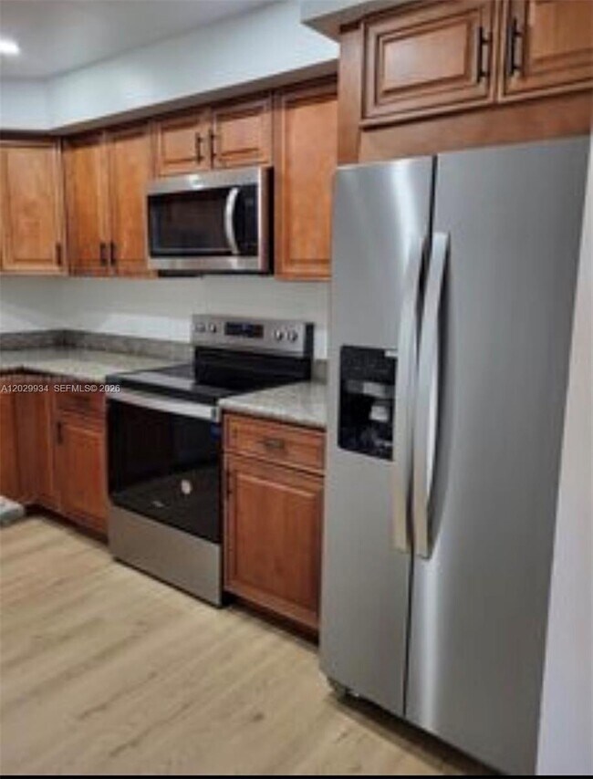 Photo - 733 SE 1st Way Unit 109