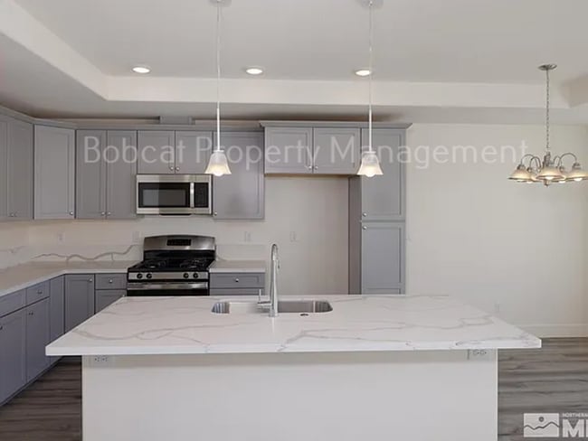 Photo - Newer Home in Dayton - Ready for Move-In 5/1/26!