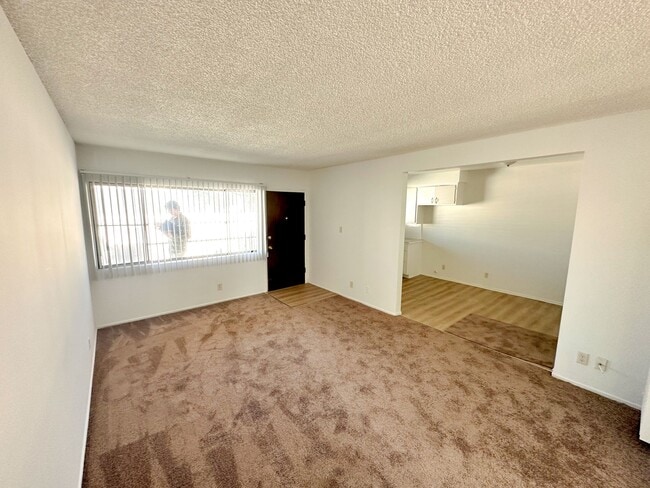 Building Photo - 1062 Browning Blvd