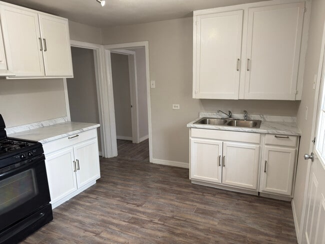 Photo - 1422 W Mariposa Dr