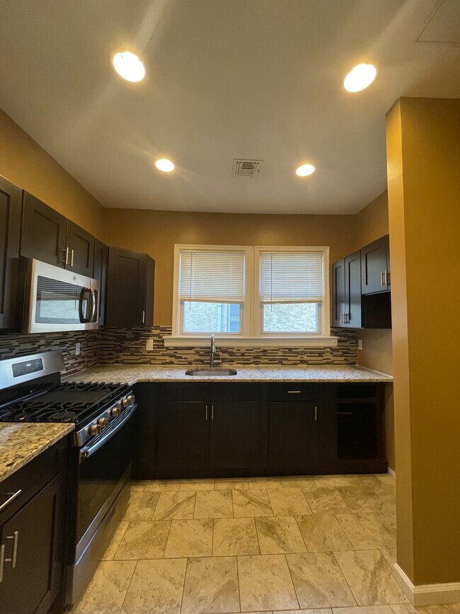 Photo - 121 Brookwood St Unidad 3