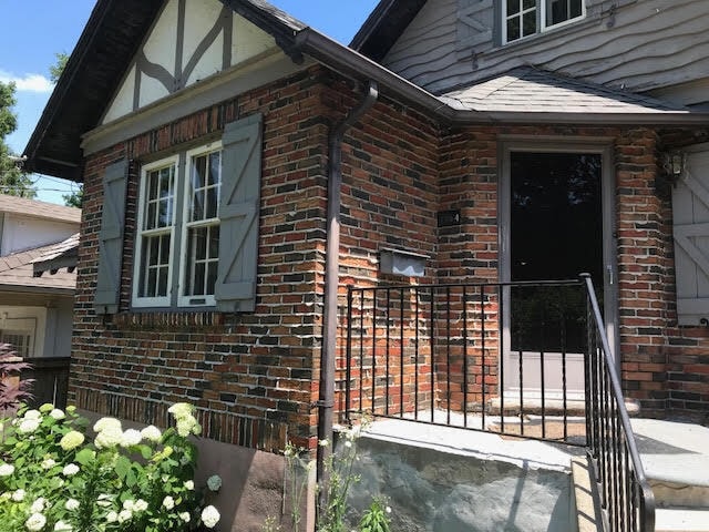 Photo - OLD NORTH * Walk to St Joes / UH / UWO * 3 Bdrm * WHOLE House * JUNE 1st