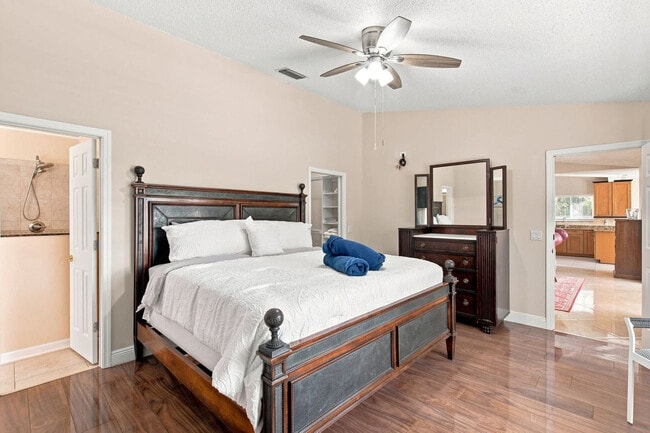 152 NE Twylite Terrace Unit SI FL1-ID1621174P