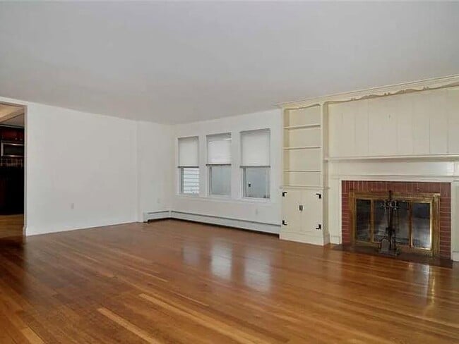 Photo - 1 Hodsell St