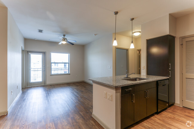 Interior Photo - La Mariposa Apartments