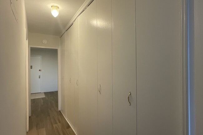 Photo - 3215 Avenue H