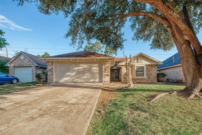 Building Photo - 15638 Schumann Ln