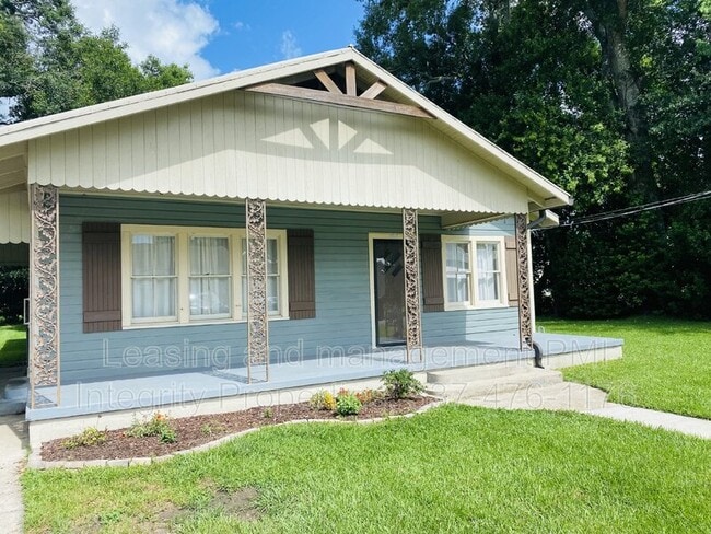 Photo - 306 S Lee Ave